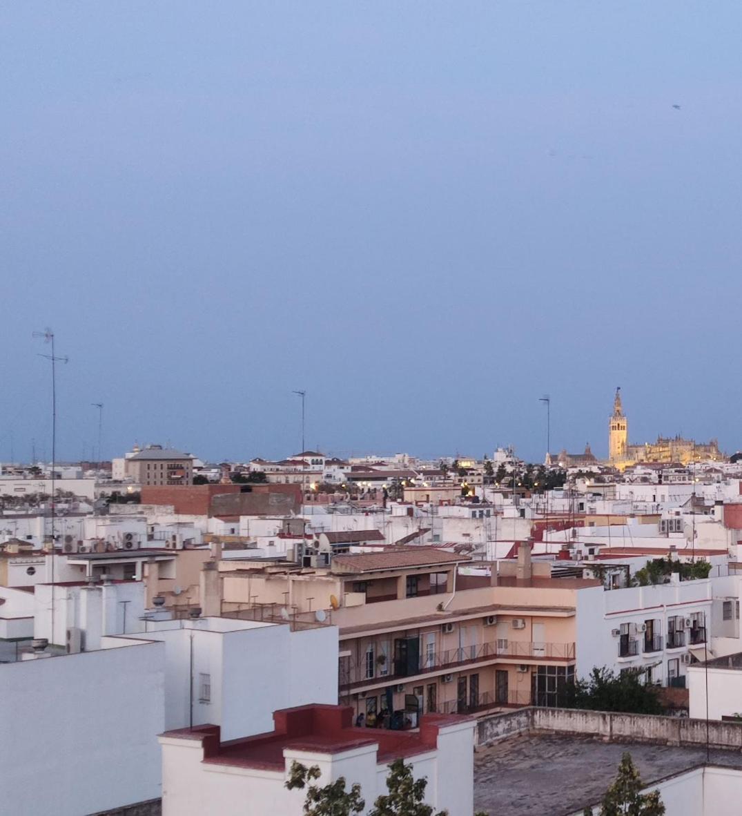 Triana Autentica Apartment Seville Luaran gambar